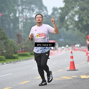 Runner Photo 7033230