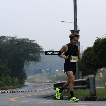 Runner Photo 7033241