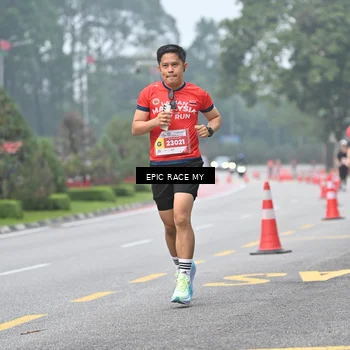 Runner Photo 7033250