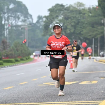 Runner Photo 7033258