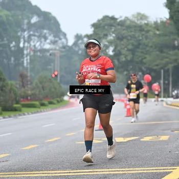 Runner Photo 7033260