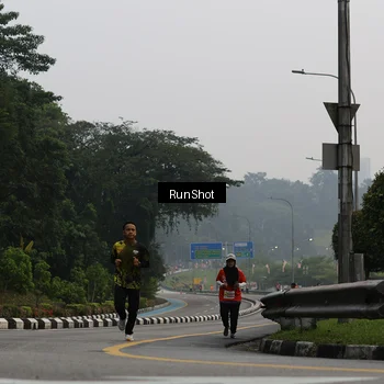 Runner Photo 7033262