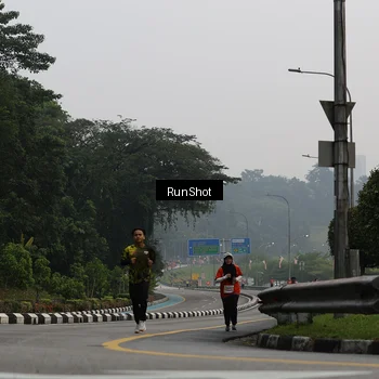 Runner Photo 7033265