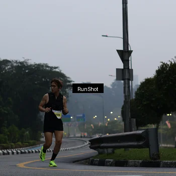 Runner Photo 7033266