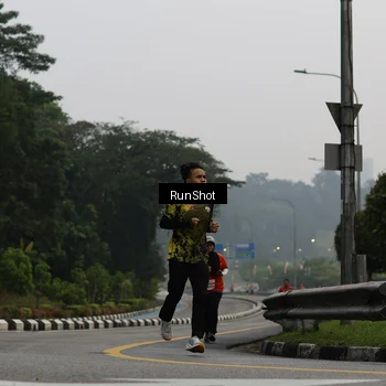 Runner Photo 7033267