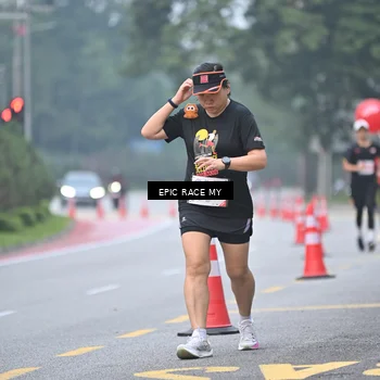 Runner Photo 7033272