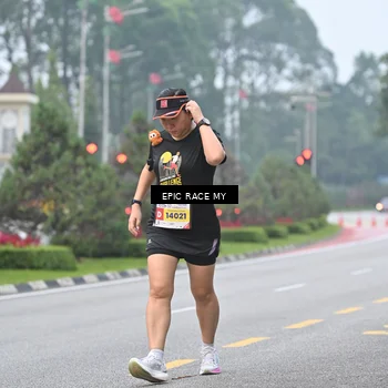 Runner Photo 7033273