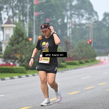 Runner Photo 7033280