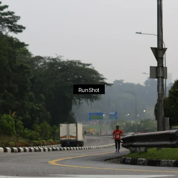 Runner Photo 7033281