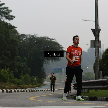 Runner Photo 7033287