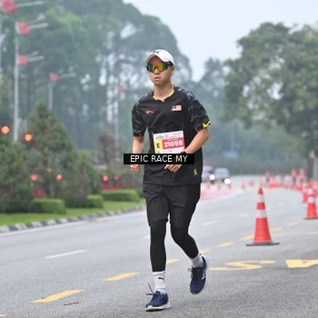 Runner Photo 7033302