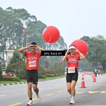 Runner Photo 7033333