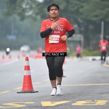 Runner Photo 7033391