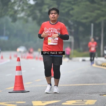 Runner Photo 7033392