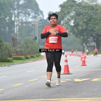 Runner Photo 7033393