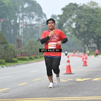 Runner Photo 7033398