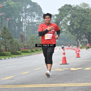 Runner Photo 7033399