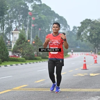 Runner Photo 7033414