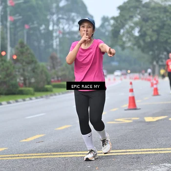 Runner Photo 7033418