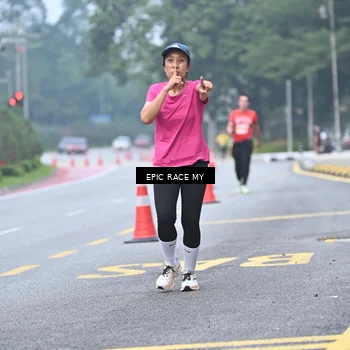 Runner Photo 7033420
