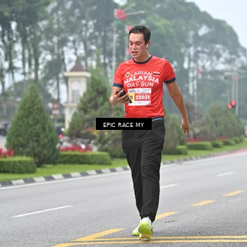 Runner Photo 7033442