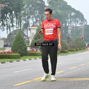 Runner Photo 7033465