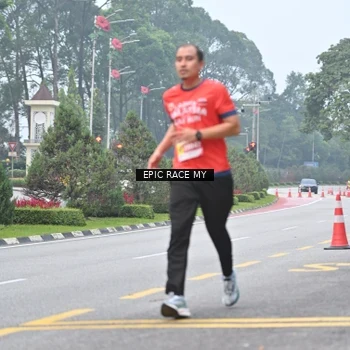 Runner Photo 7033478
