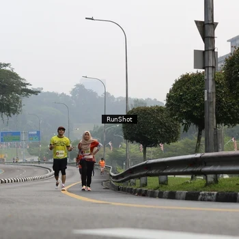 Runner Photo 7033479