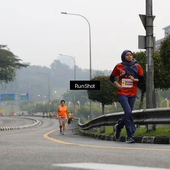 Runner Photo 7033490