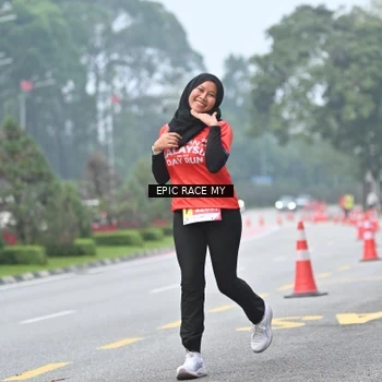 Runner Photo 7033502