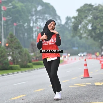Runner Photo 7033504