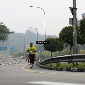 Runner Photo 7033508