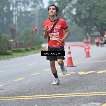 Runner Photo 7033521
