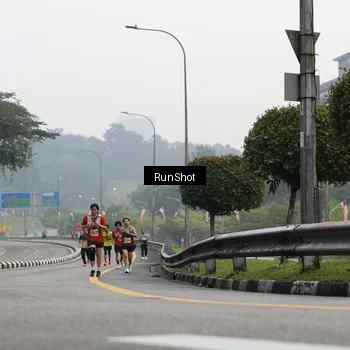 Runner Photo 7033525