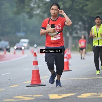 Runner Photo 7033566