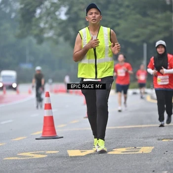 Runner Photo 7033578