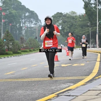 Runner Photo 7033619