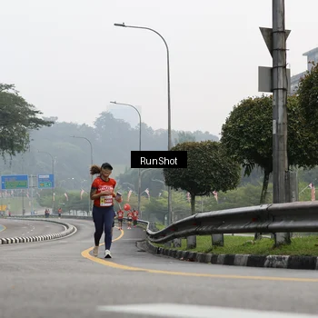 Runner Photo 7033631