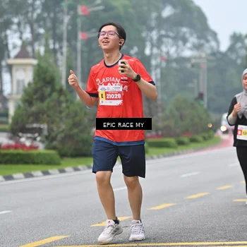 Runner Photo 7033632