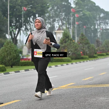 Runner Photo 7033663