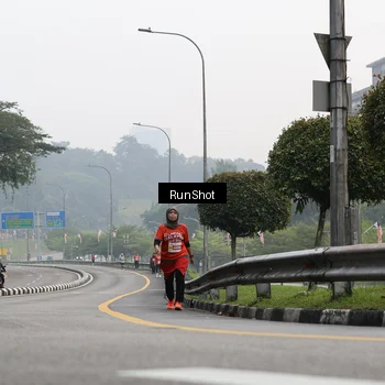 Runner Photo 7033684