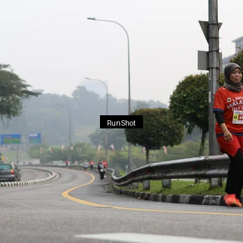 Runner Photo 7033688