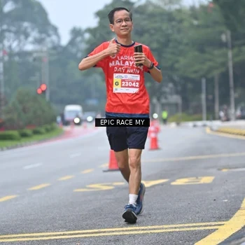 Runner Photo 7033692