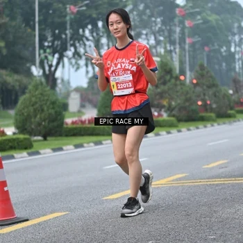 Runner Photo 7033702