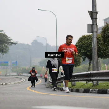 Runner Photo 7033715