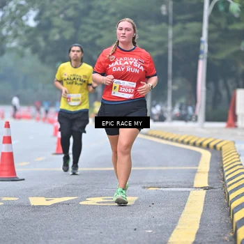 Runner Photo 7033727