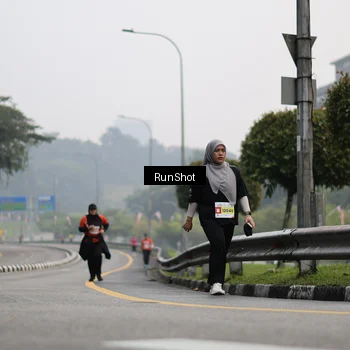 Runner Photo 7033732