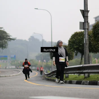 Runner Photo 7033733