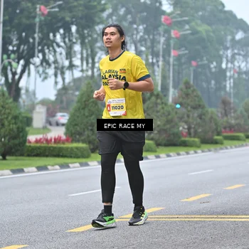Runner Photo 7033747