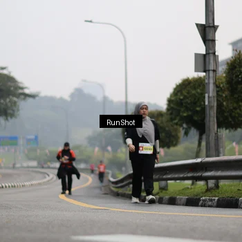 Runner Photo 7033760